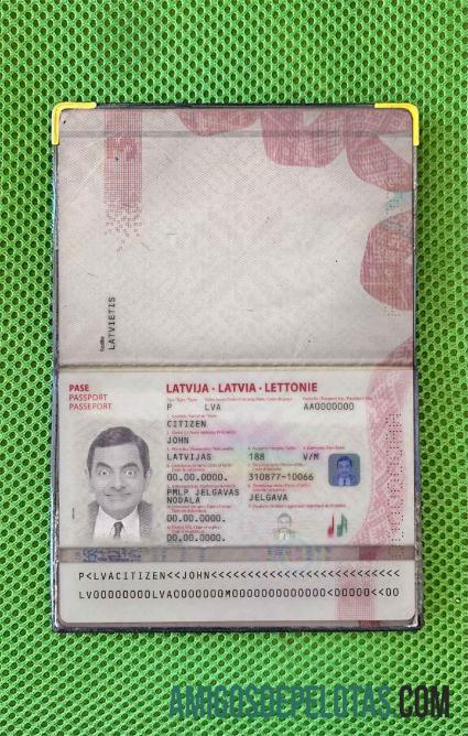 Passaporte da Letônia (presente em 2015) Visual fotográfico exemplo
